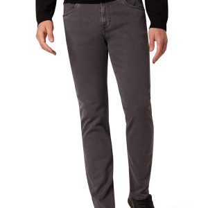 Pioneer megaflex stretch jeans donkergrijs model Thomas